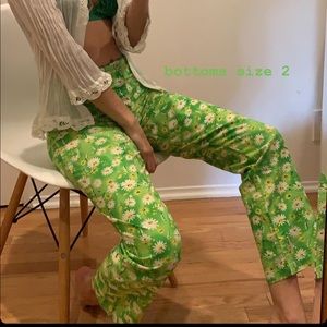 Vintage high waisted sunflower pants